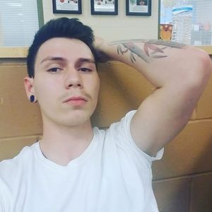 Meet your Posher, Chris